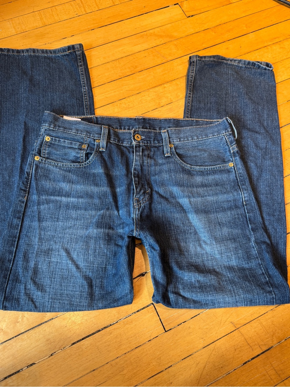 Levi's Indigo Blue Straight Leg Jeans 32” x 32”